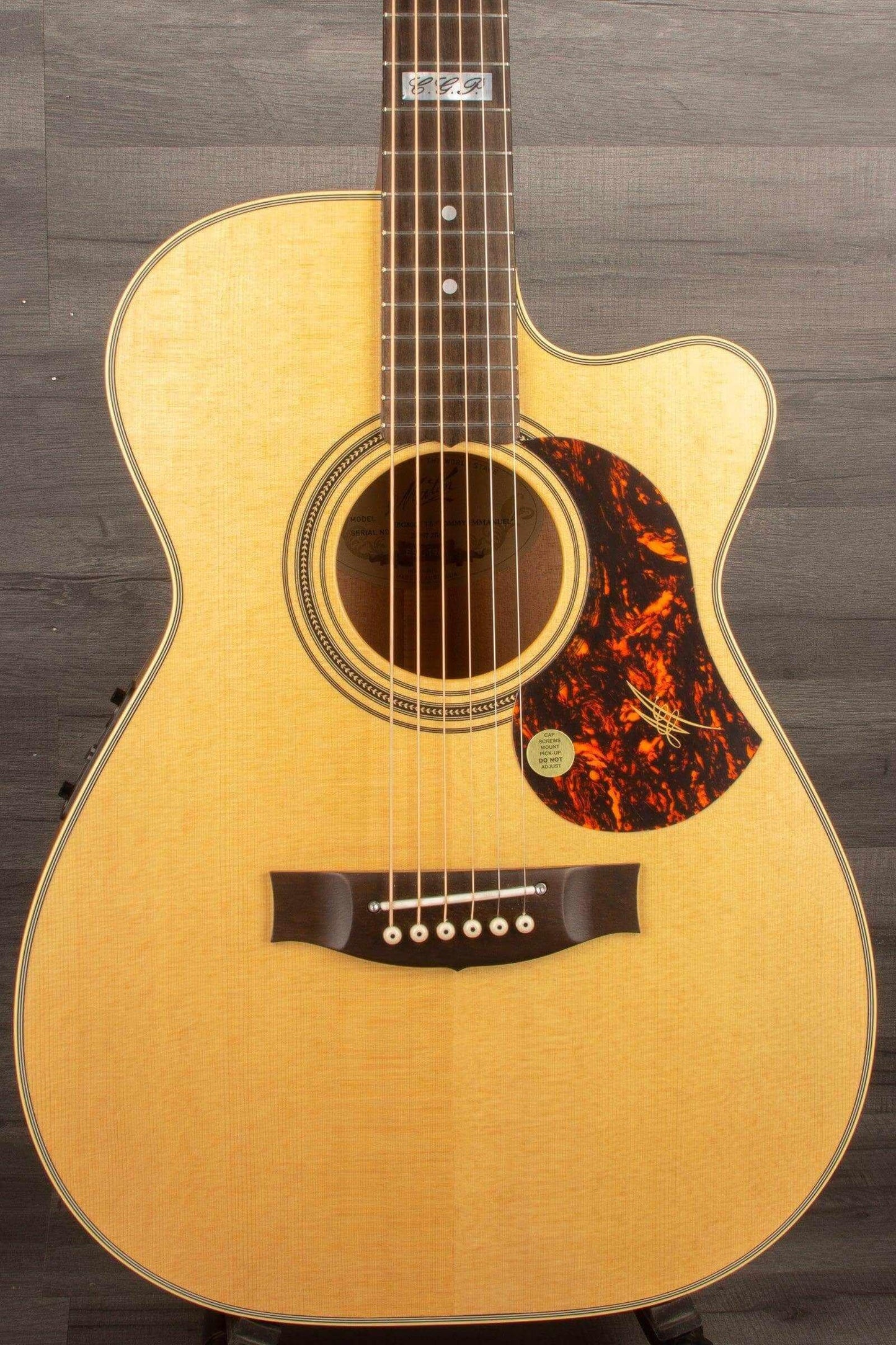 Maton EBG808C-TE Tommy Emmanuel Cutaway Signature Acoustic Guitar