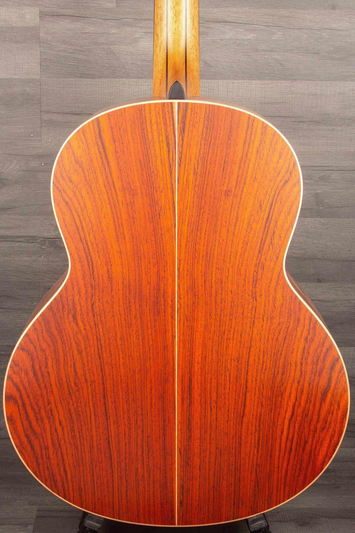 Lowden F-35 Acoustic Guitar - Premium Quality Sound and Craftsmanship