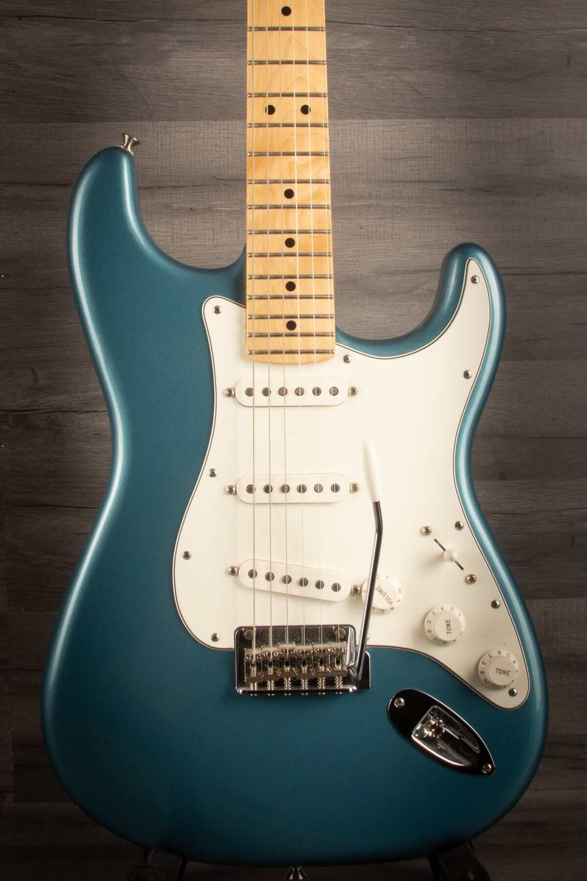 Used - Fender Player Stratocaster - Tidepool Maple neck (upgraded Fender locking machineheads)