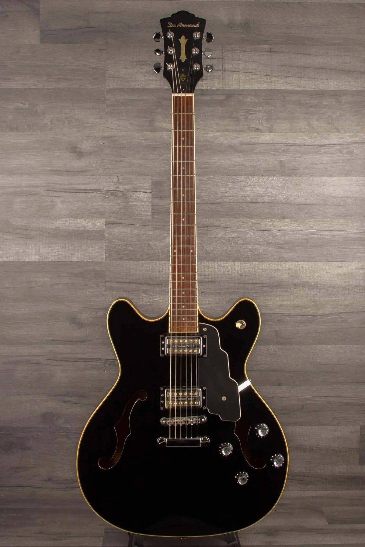 USED -  DeArmond (Guild) Starfire Custom Black inc hard case