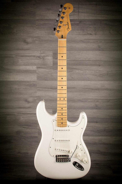 USED - Fender Player Series Stratocaster - Polar White