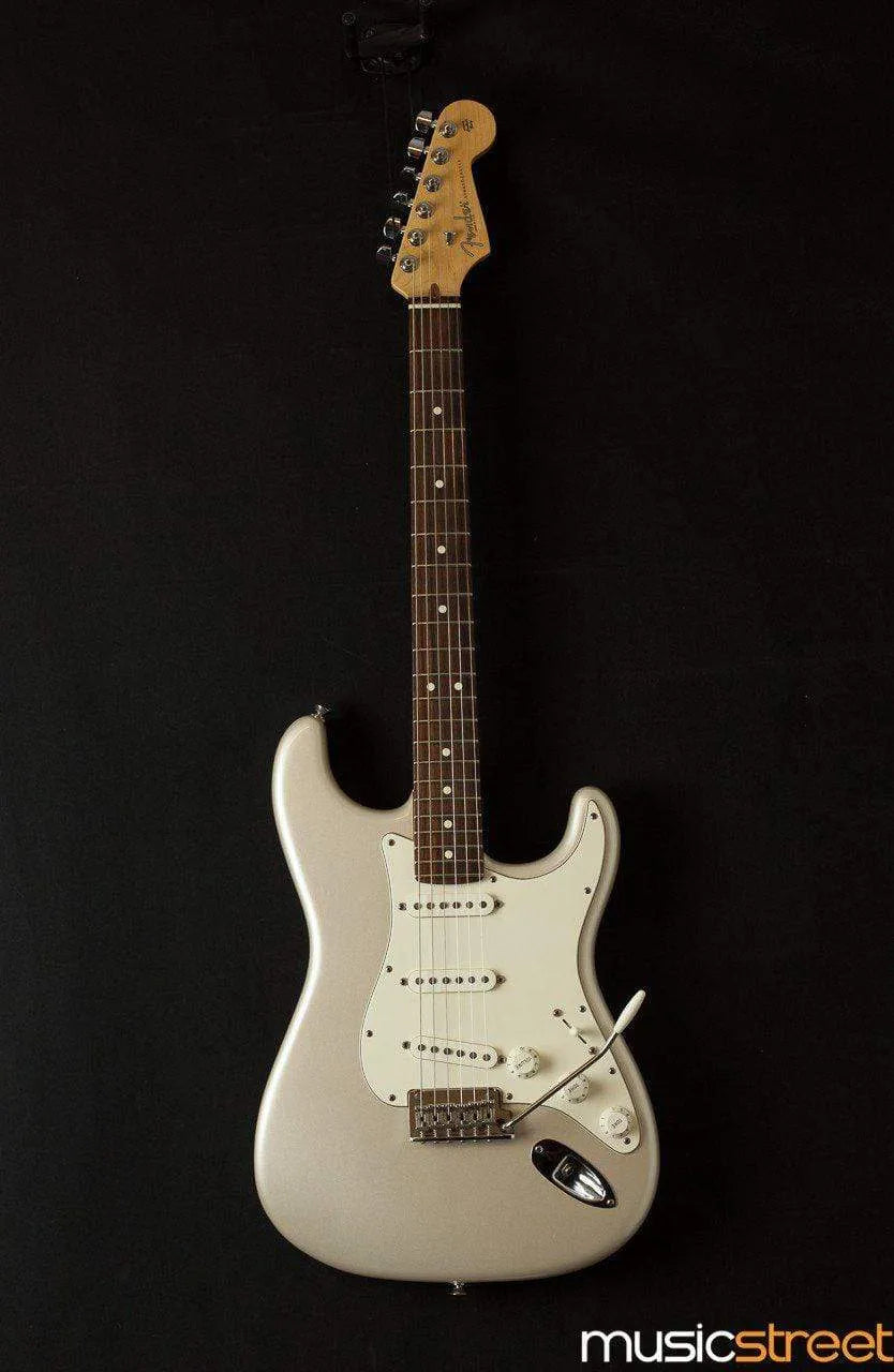 USED 2008 Fender American Standard Stratocaster, Blizard Pearl