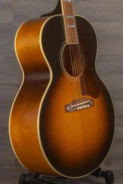 USED Gibson 1952 Custom J-185 Acoustic Guitar - Vintage Sunburst, Sitka Spruce Top, Flame Maple Back