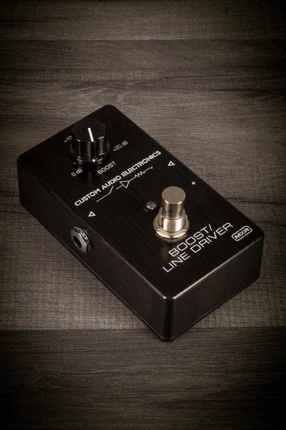 MXR MC401 CAE Boost/Line Driver