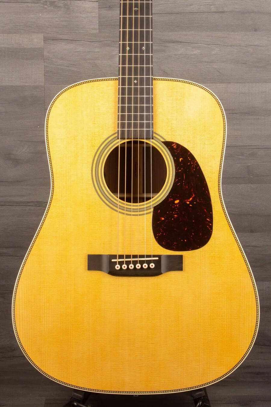 USED - Martin HD-28E Fishman Aura VT Enhanced