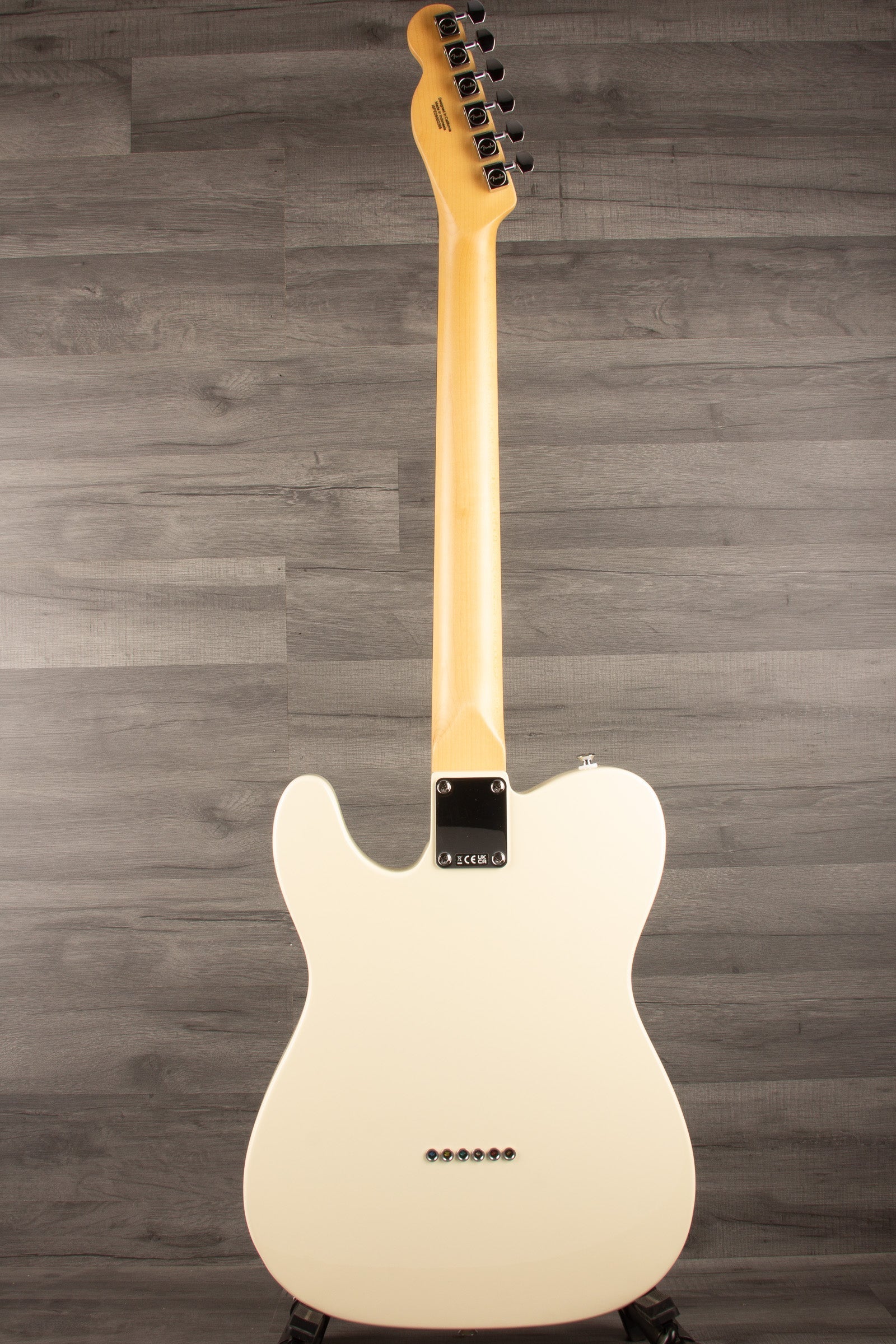 Fender Standard Telecaster Olympic White with Laurel Fingerboard and White Pickguard