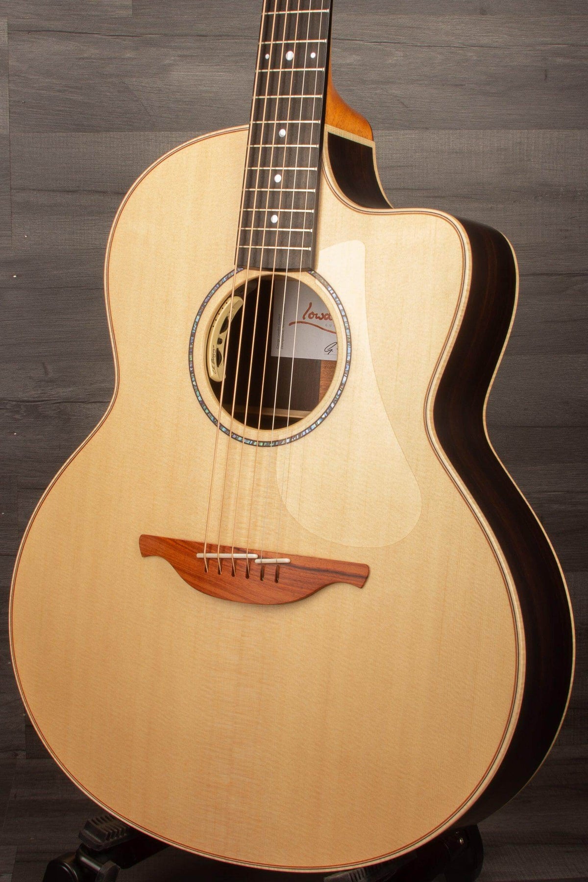 USED Lowden 32SE Guitar for Sale - Indian Rosewood and Sitka Spruce
