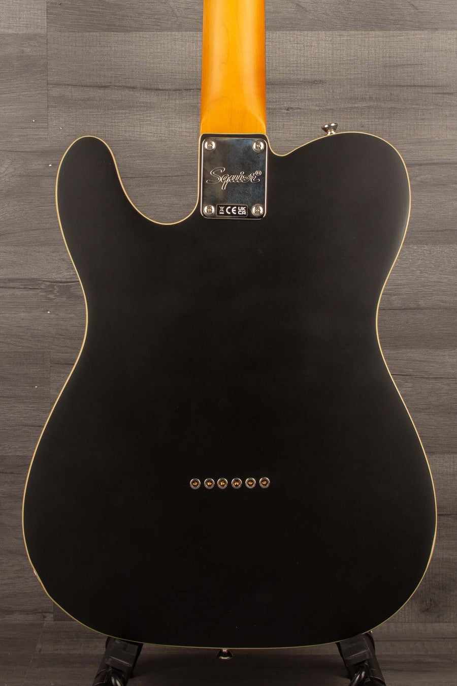 Squier  Classic Vibe Baritone Custom Telecaster®, Laurel Fingerboard, Parchment Pickguard, Satin Black