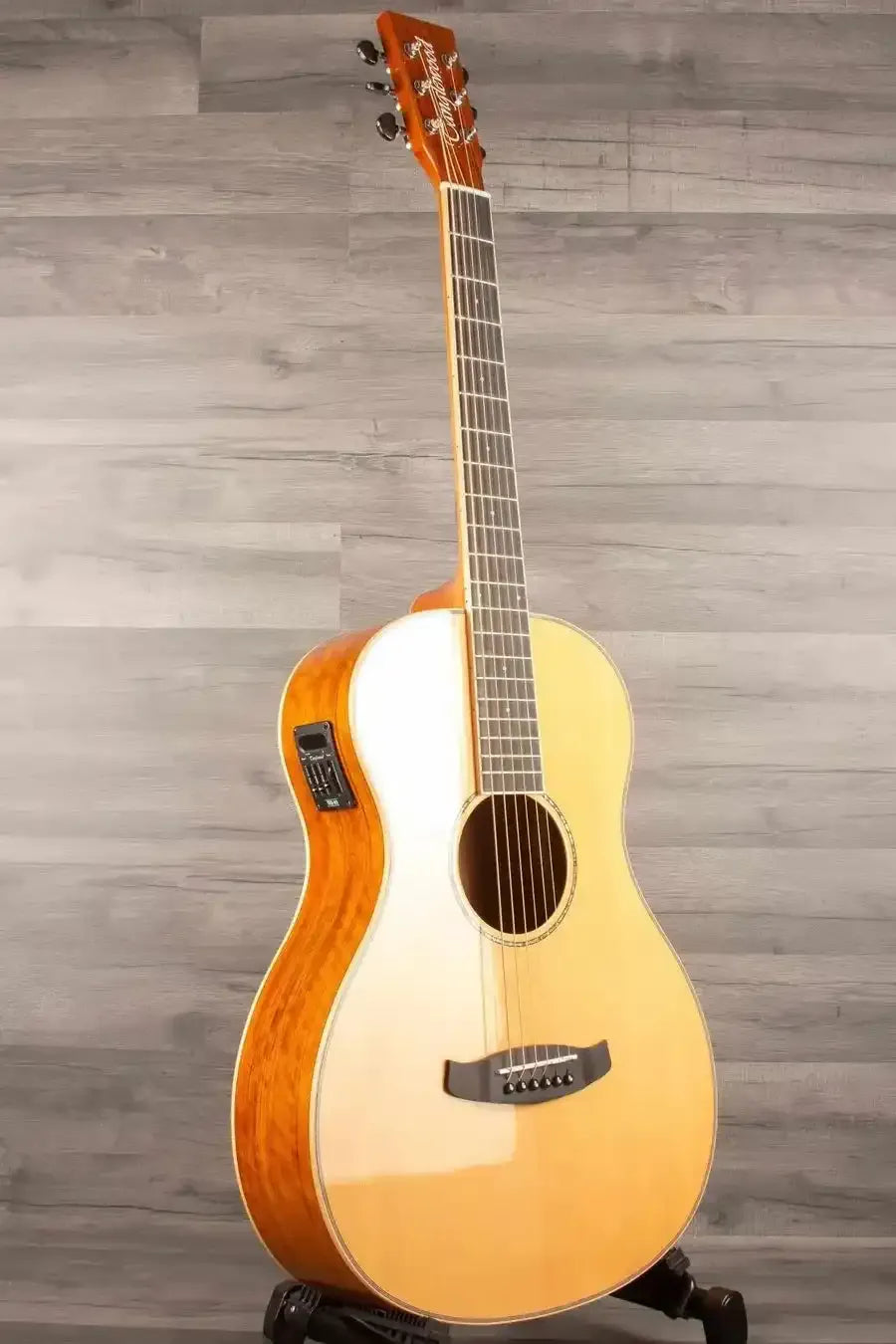 Tanglewood TRX8E Roadster Parlour Acoustic Guitar - Exceptional Sound and Style
