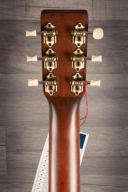 Art & Lutherie Roadhouse Bourbon Burst
