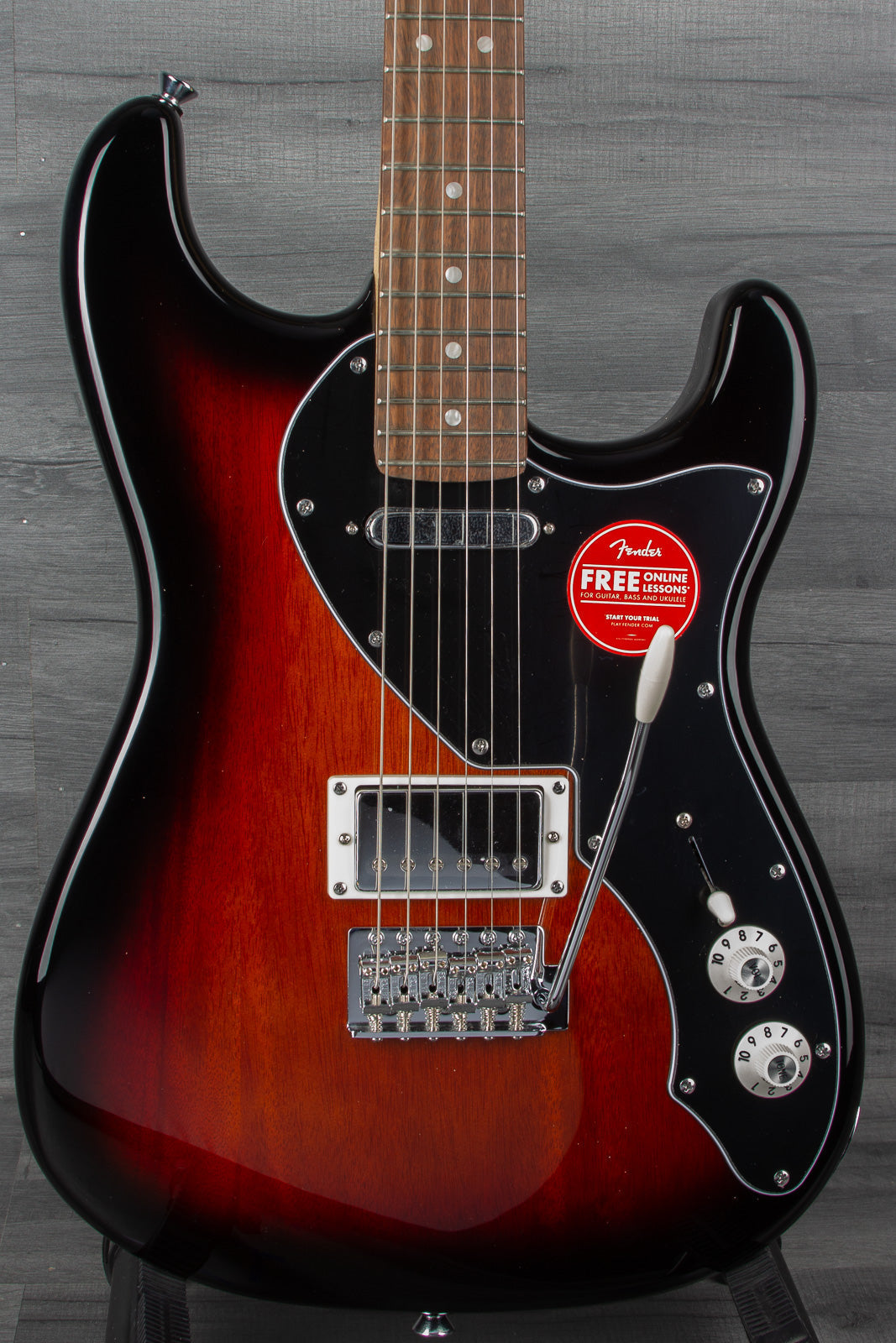 Squier Paranormal Stratocaster Deluxe