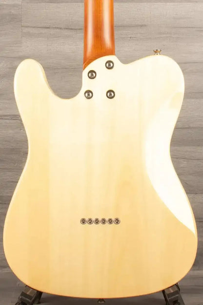 Aria 615 Mk2 Ruby Red