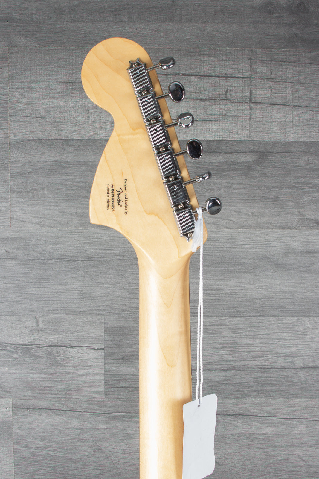 Squier Paranormal Stratocaster Deluxe