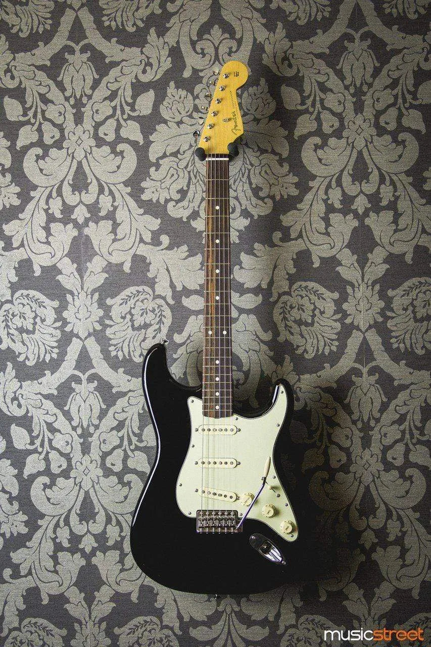 USED Fender '60S Stratocaster (Black)