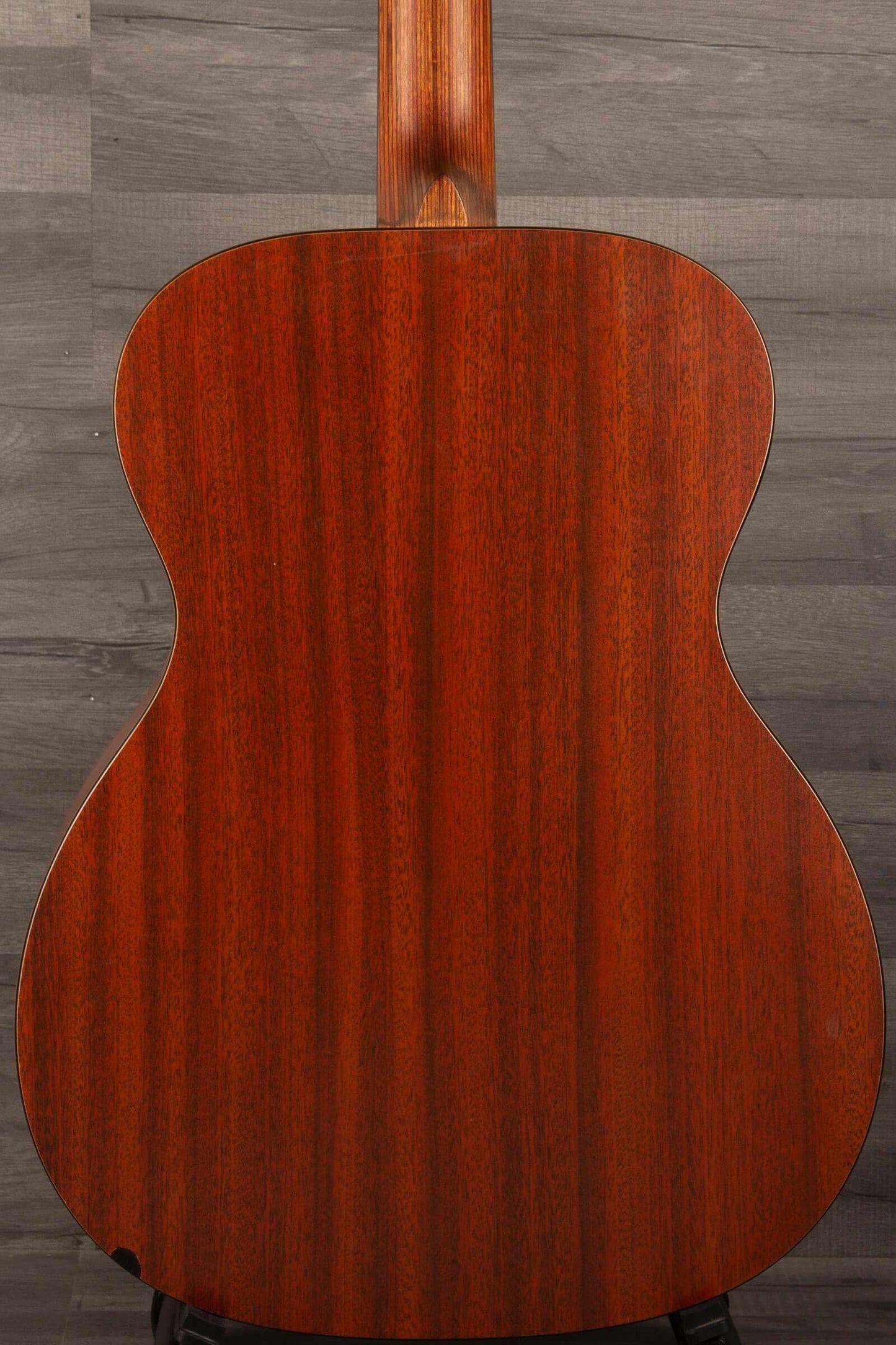USED - Martin 000X1 inc LR Baggs M1 &  hard case