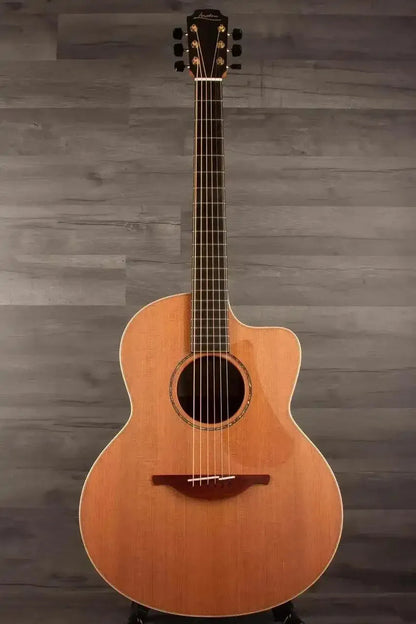 Lowden F-35C Guitar - Quilted Mahogany and Buckskin Redwood Excellence