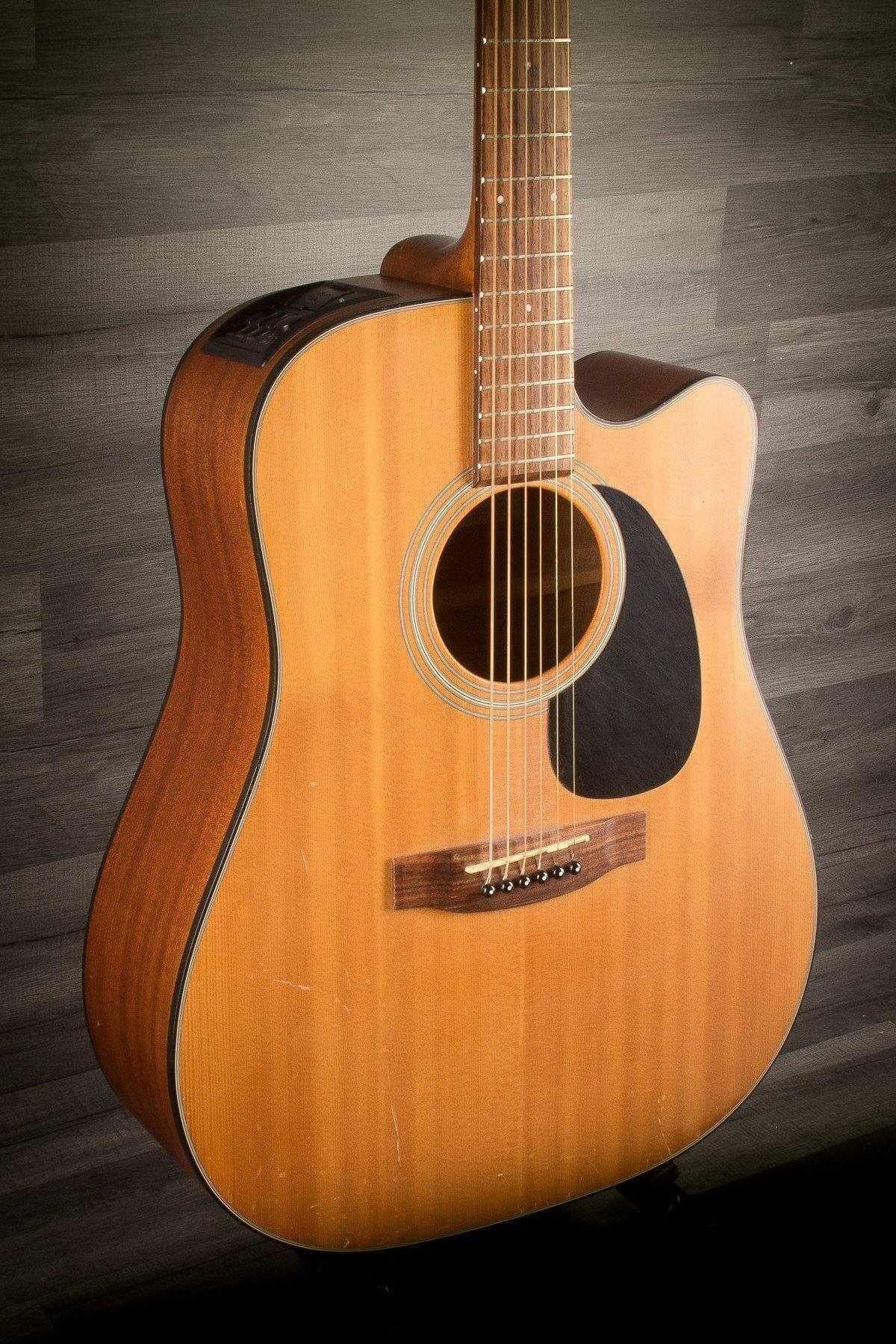 USED - Takamine G Series EG320SC DE