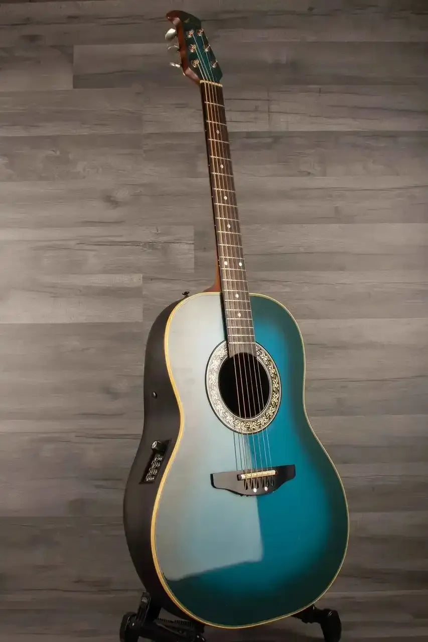 USED - Ovation Pinnacle 3712 Trans blue (inc hard case)