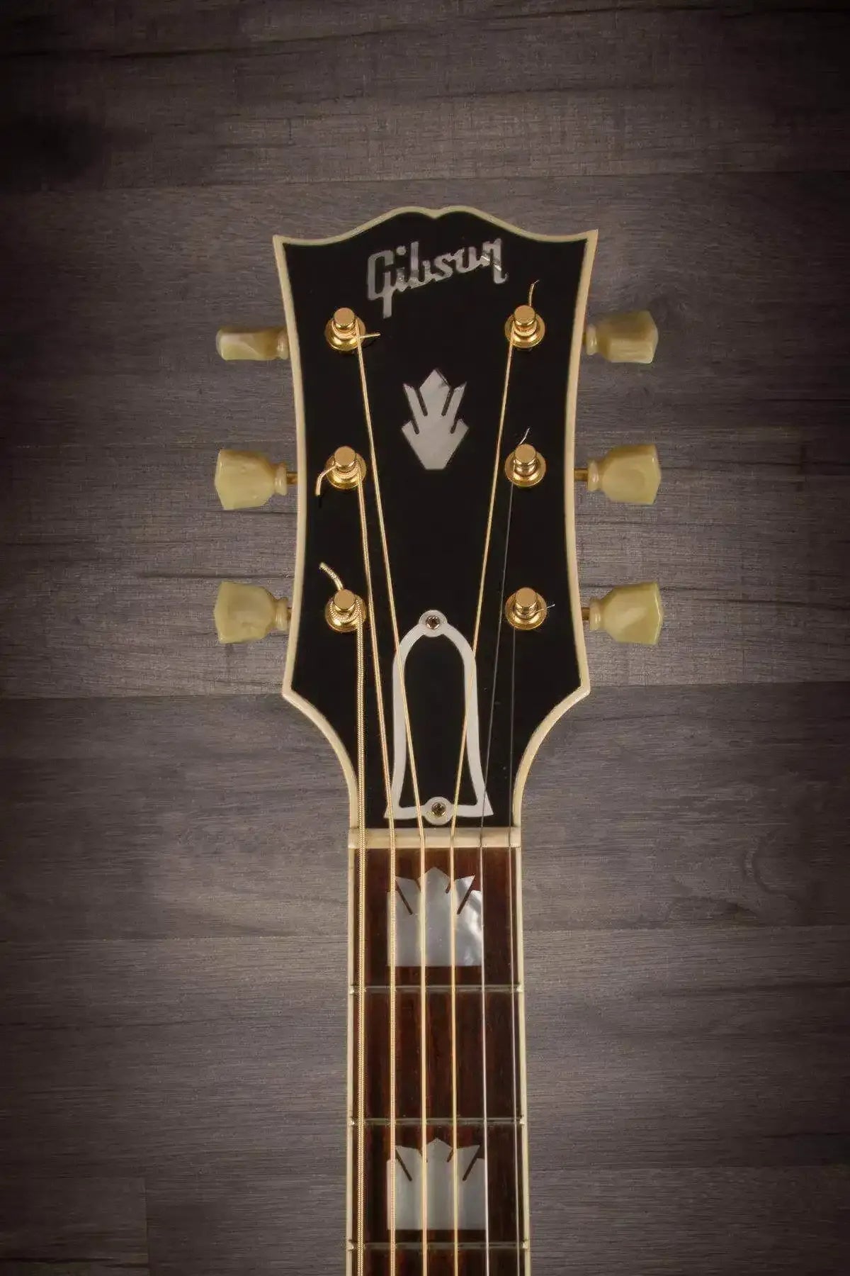 USED - Gibson SJ200 (2006)