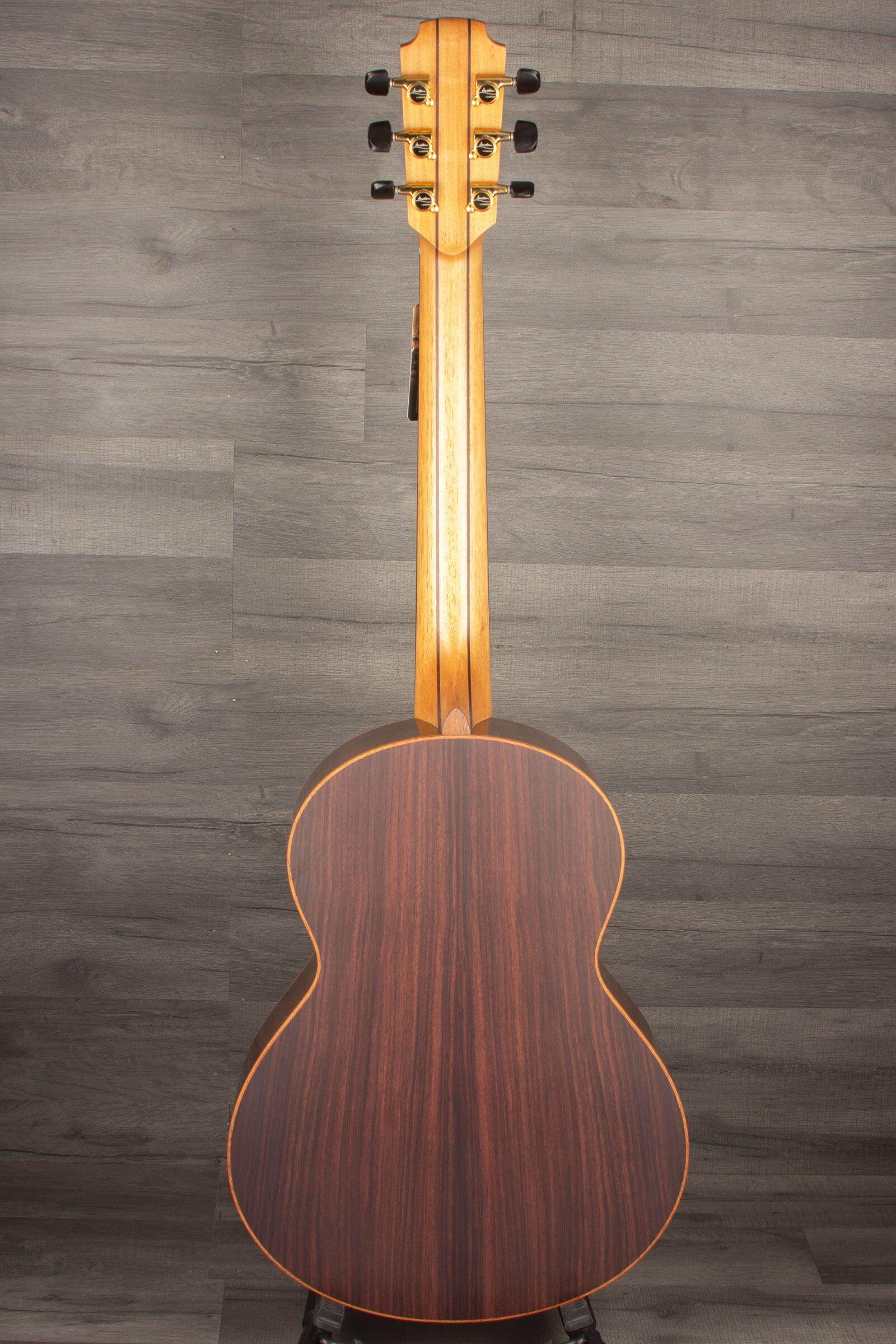 Lowden WL-25 Acoustic Guitar - Premium Quality Sound and Craftsmanship