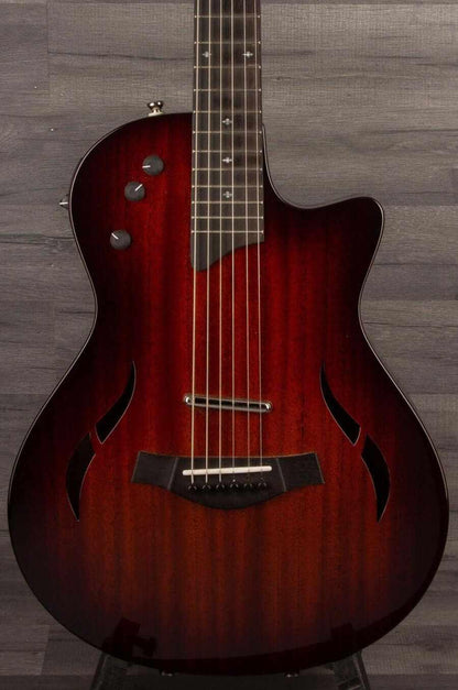USED - Taylor T5Z Classic Dlx