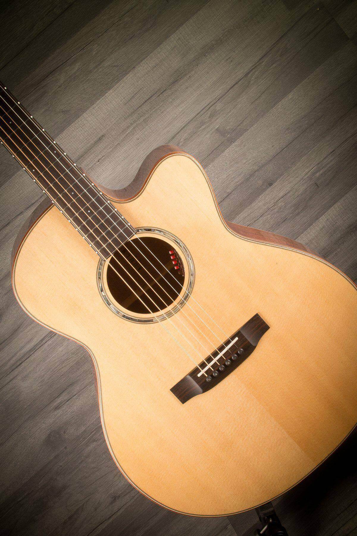 Auden Artist Mahogany Austin Spruce Cutaway