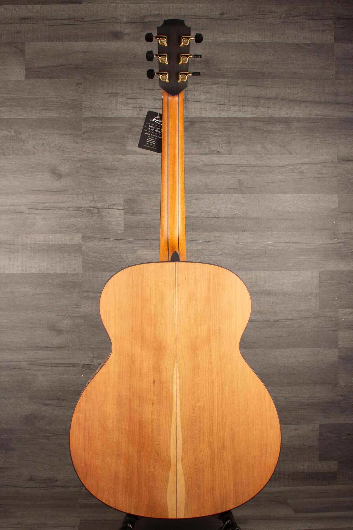 Lowden O-35 Cherry Lutz Guitar - Premium Acoustic Excellence and Craftsmanship