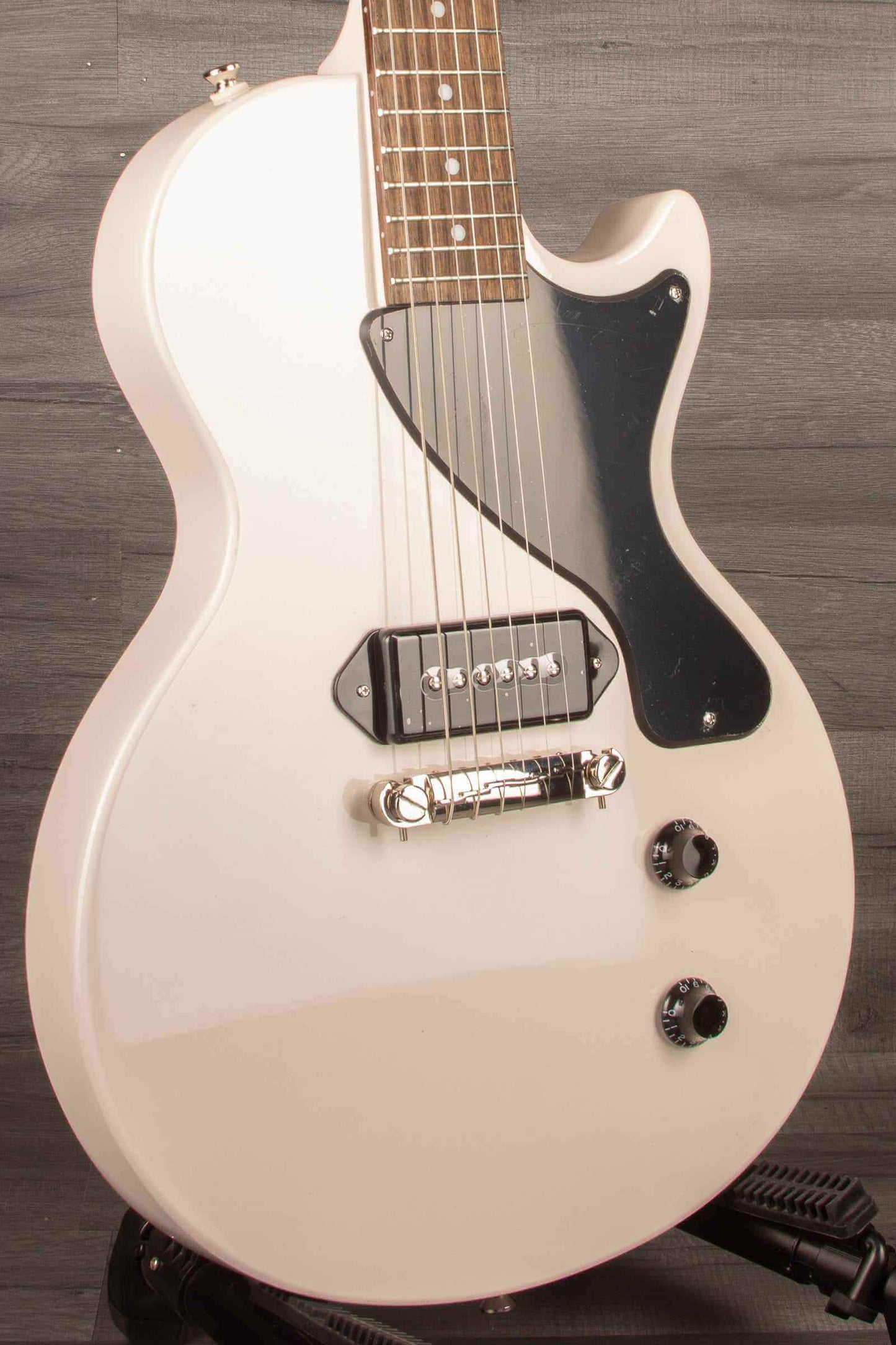 Epiphone Billie Joe Armstrong Les Paul Junior Electric Guitar with Hard Case