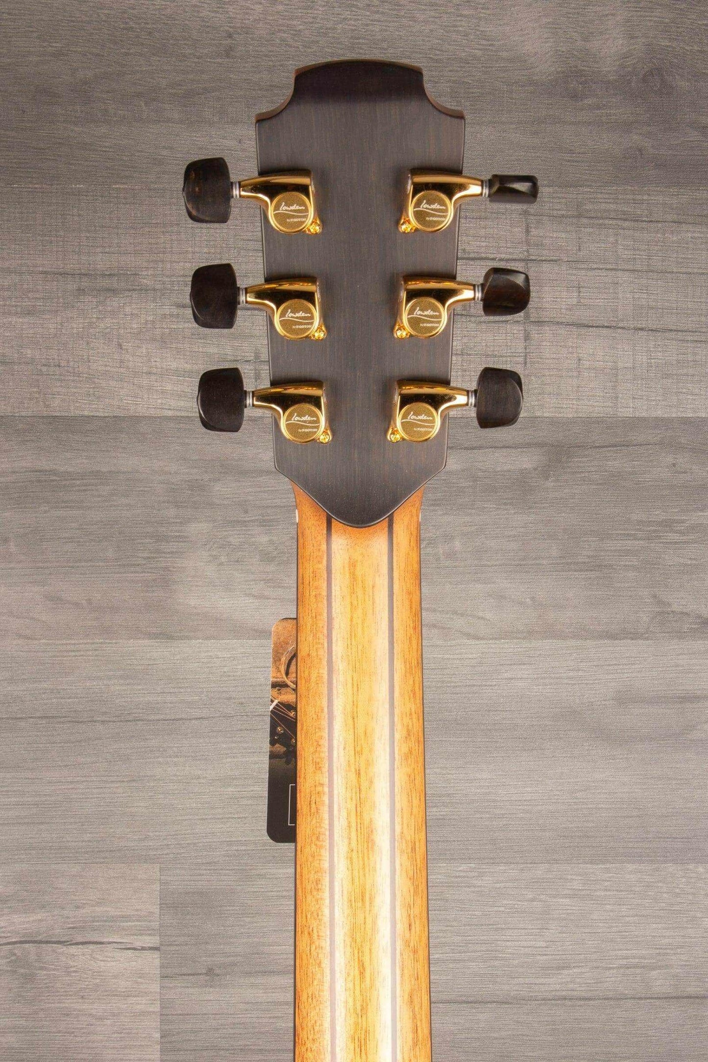 Lowden F-35 Acoustic Guitar - Premium Quality Sound and Craftsmanship