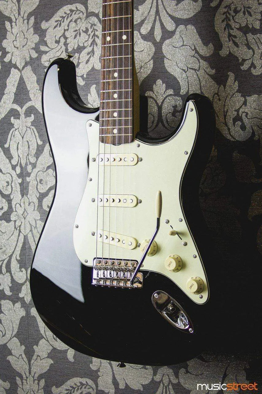 USED Fender '60S Stratocaster (Black)