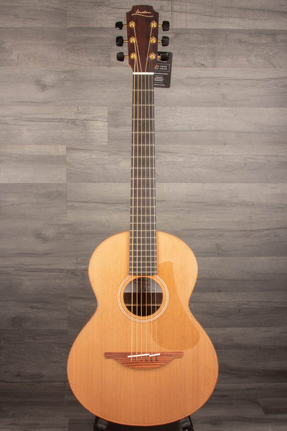 Lowden WL-25 Acoustic Guitar - Premium Quality Sound and Craftsmanship