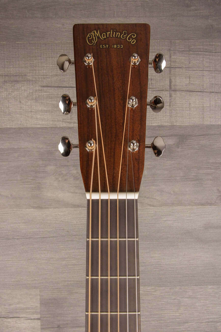Martin 000-28EC Acoustic Guitar - Eric Clapton Signature Model, Solid Sitka Spruce Top, East Indian Rosewood