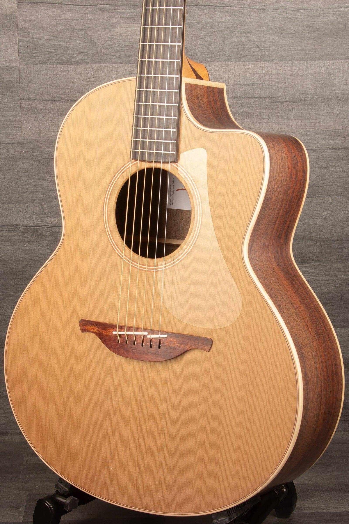 Lowden F-23C Acoustic Guitar - Premium Tone and Craftsmanship