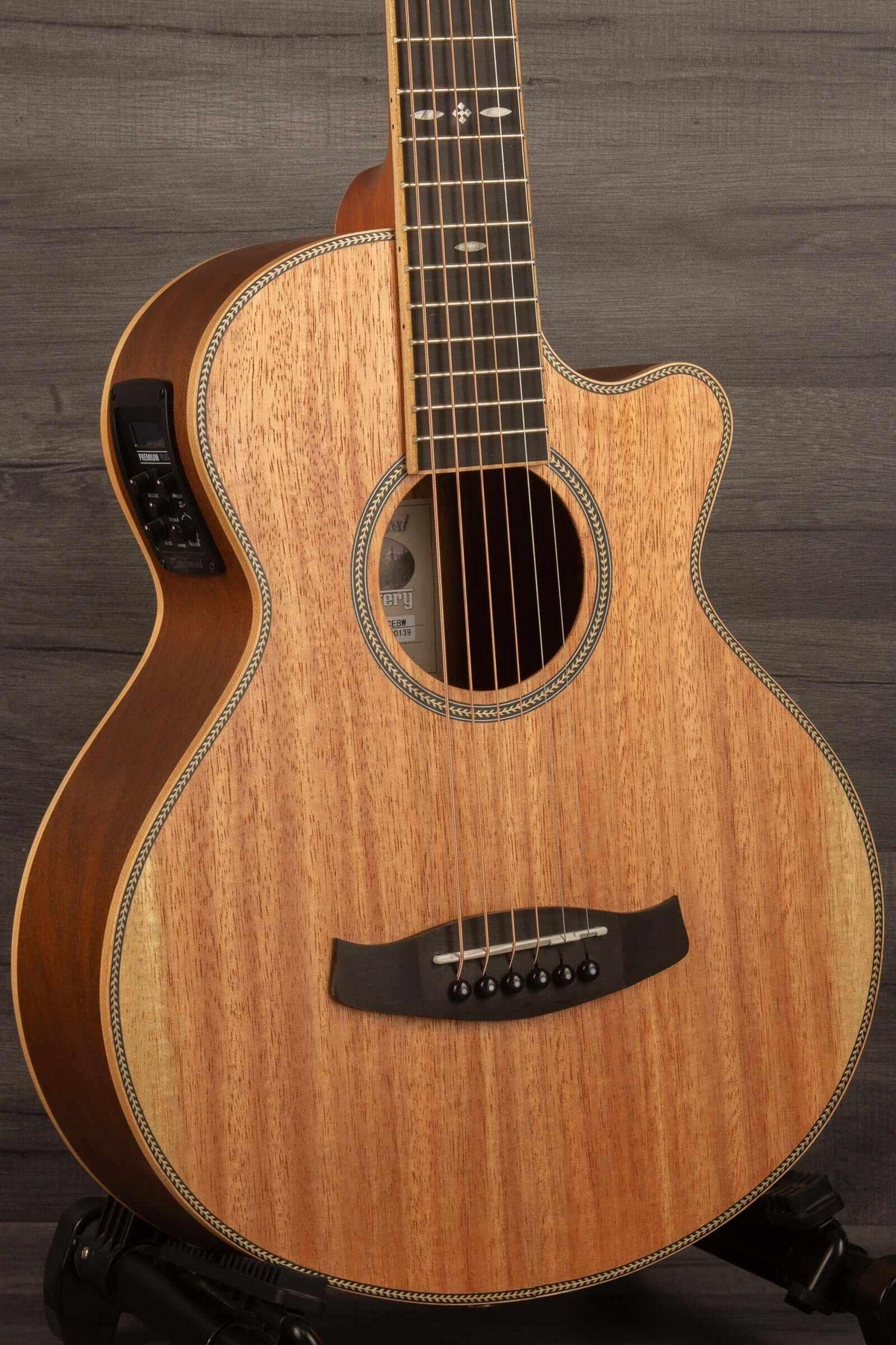 Tanglewood DBT-TCEBW