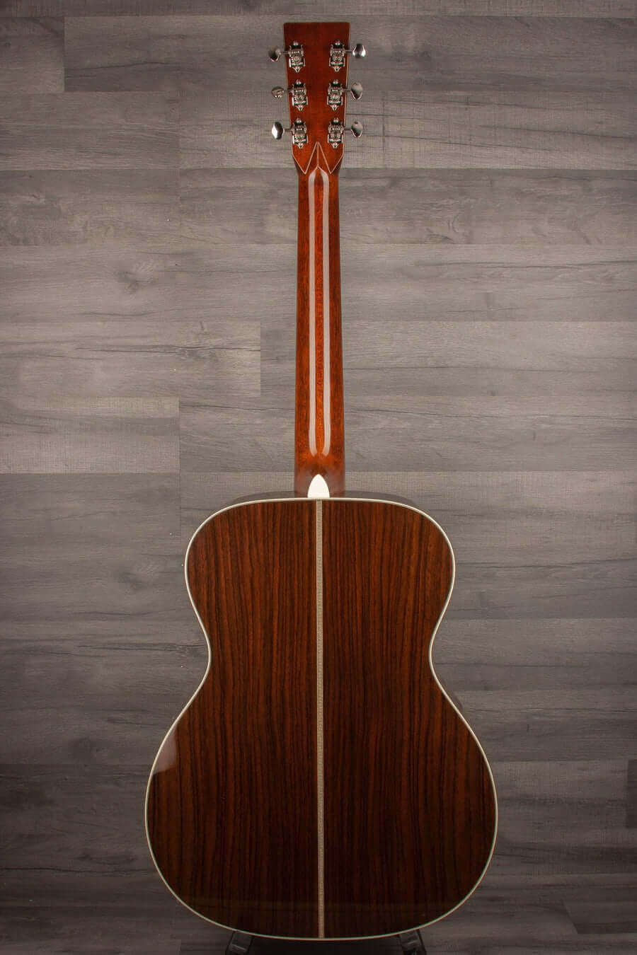 Martin 000-28EC Acoustic Guitar - Eric Clapton Signature Model, Solid Sitka Spruce Top, East Indian Rosewood
