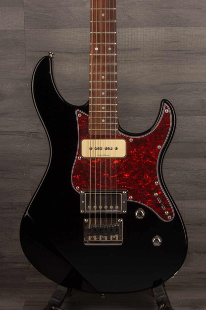 B Stock - YAMAHA PACIFICA 611HFM-TE ELECTRIC GUITAR - BLACK