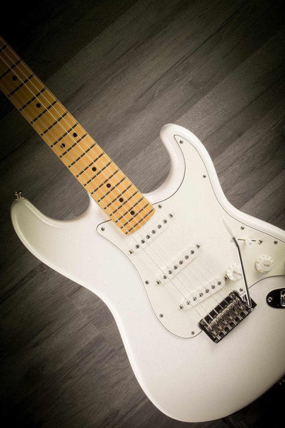 USED - Fender Player Series Stratocaster - Polar White