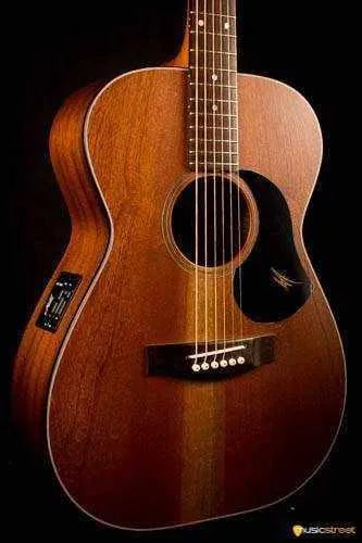 USED - Maton M808 (With Hardcase)