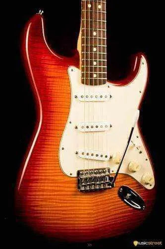 USED - Fender Mexican Plus Top Stratocaster