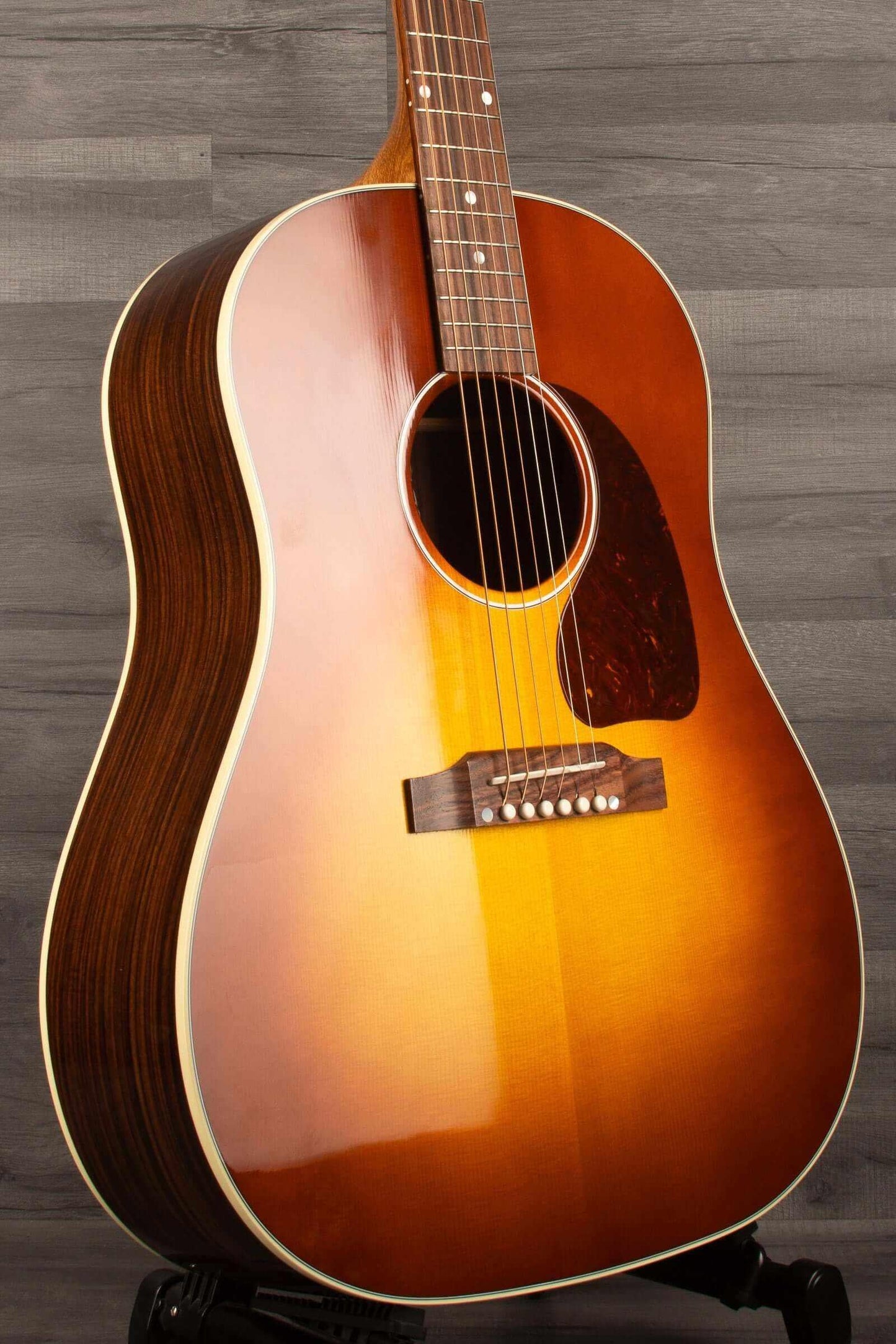 Gibson J-45 Standard Rosewood Acoustic Guitar - Premium Quality Sound