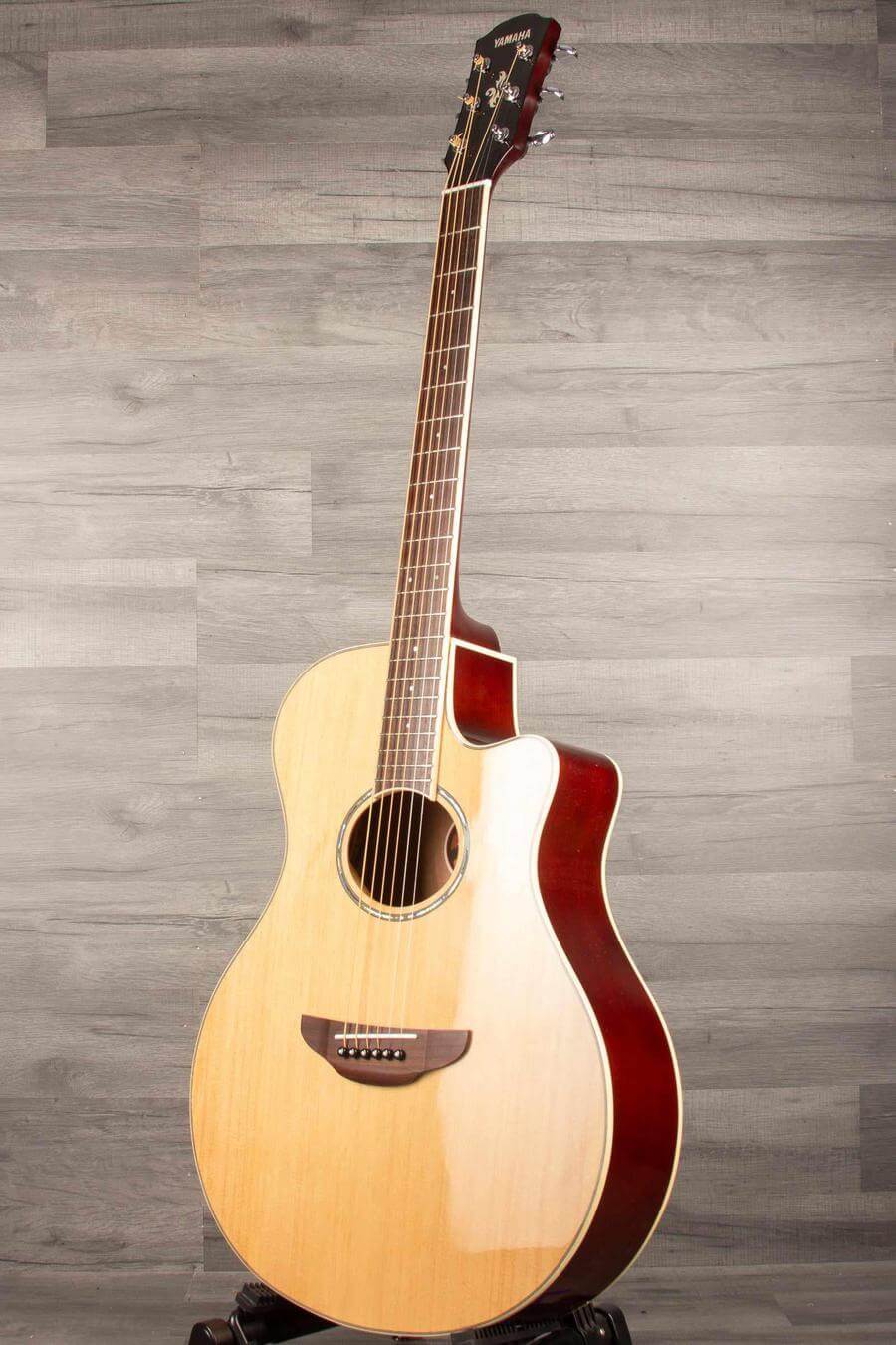 USED - Yamaha APX600 Electro Acoustic Guitar - Natural