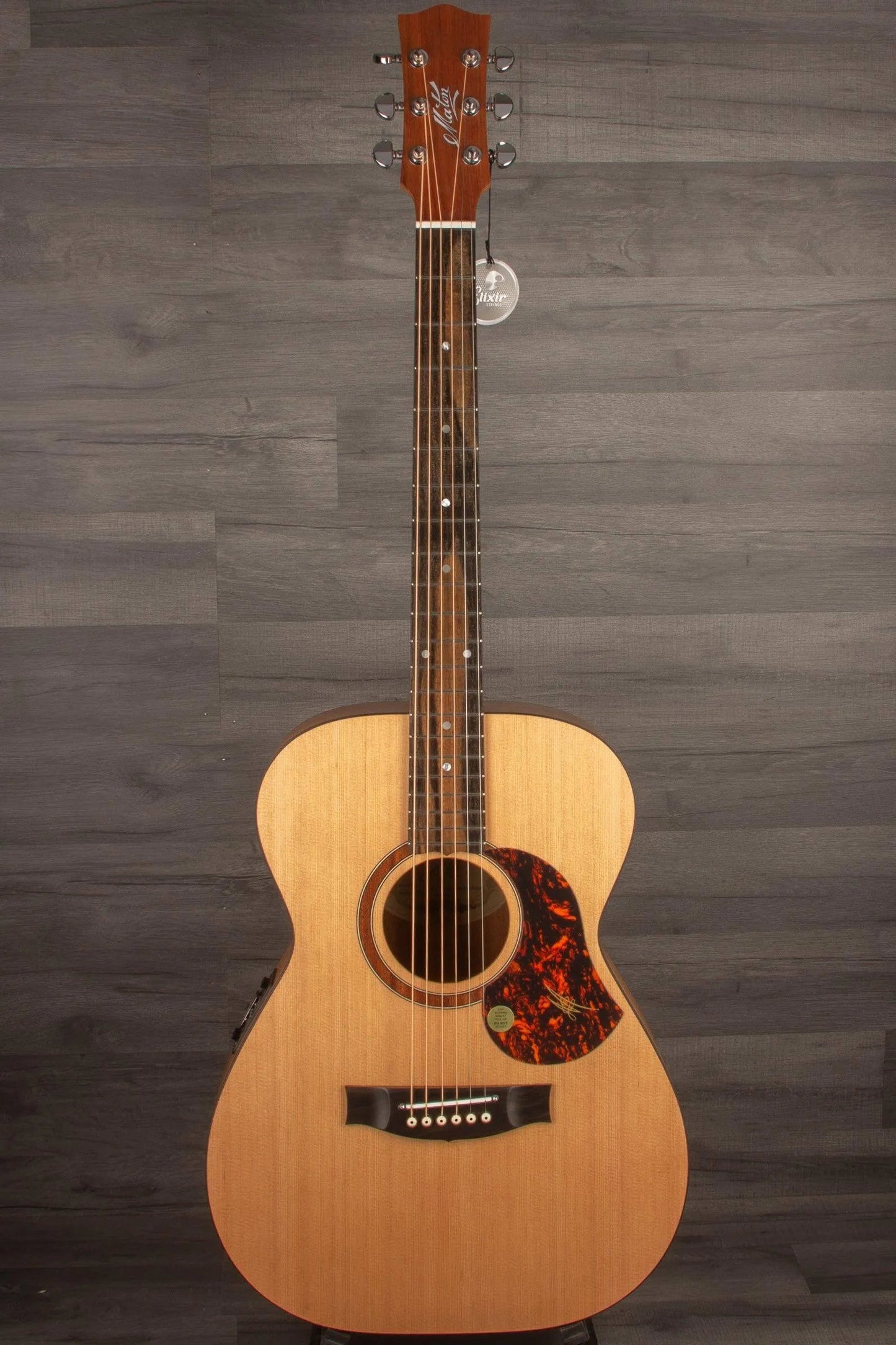 Maton SRS808 Acoustic Guitar With AP5 Pro Pickup System