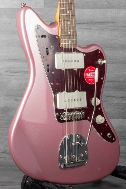 Squier FSR Classic Vibe™ 60s Jazzmaster®, Laurel Fingerboard, Tortoishell Pickguard, Matching Headstock, Burgundy Mist
