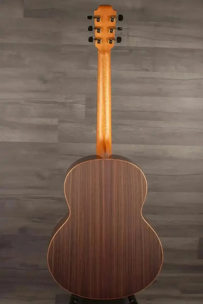 Lowden F-10 Acoustic Guitar Original Series - Premium Sound & Craftsmanship