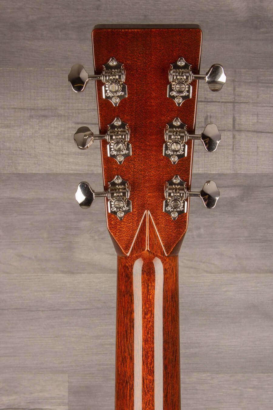 Martin 000-28EC Acoustic Guitar - Eric Clapton Signature Model, Solid Sitka Spruce Top, East Indian Rosewood