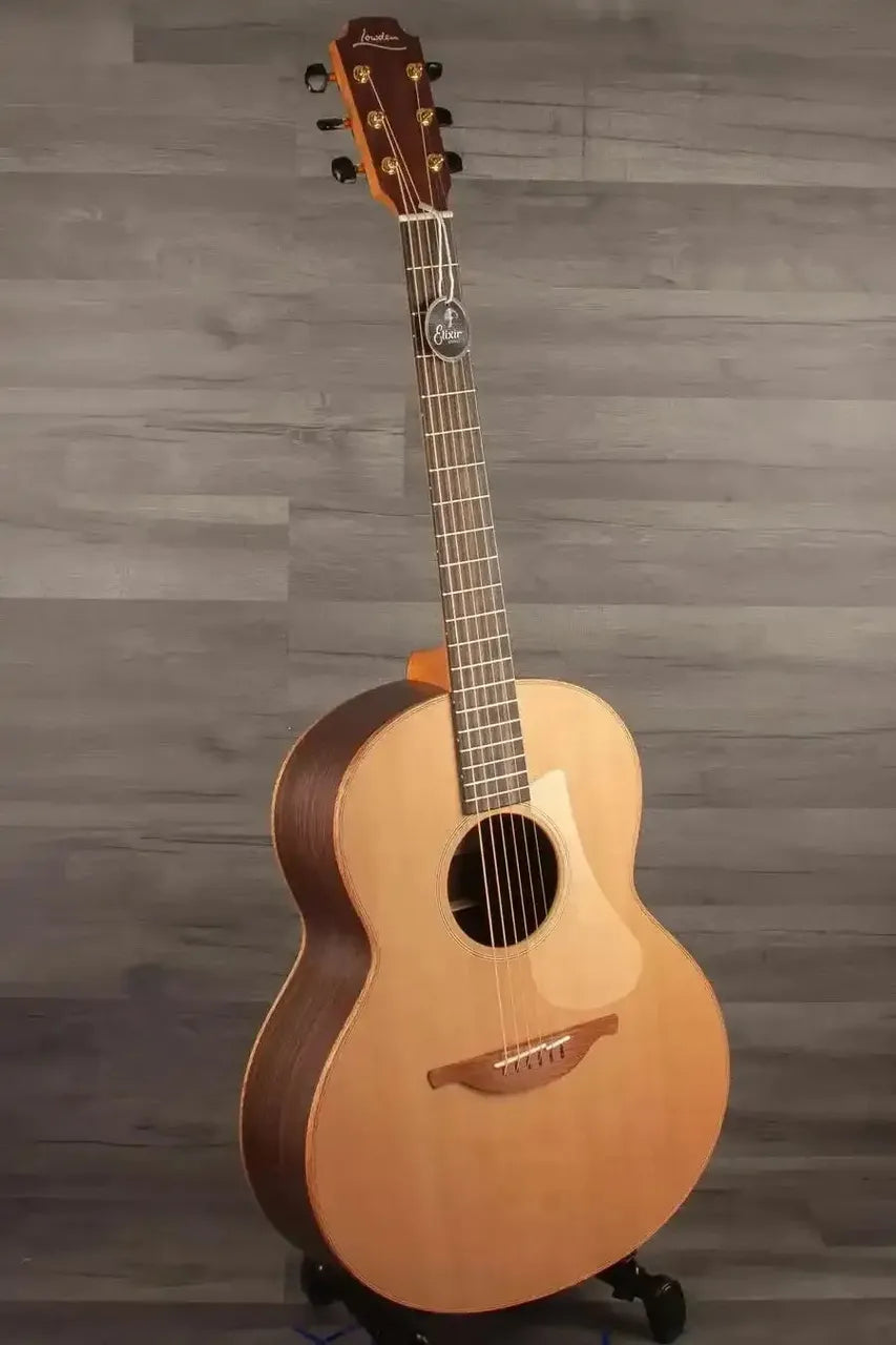 Lowden F-10 Acoustic Guitar Original Series - Premium Sound & Craftsmanship