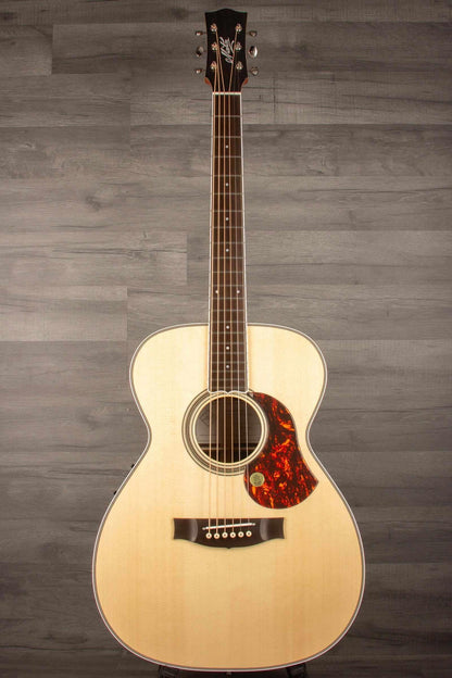 Maton Masterbuilt Classic