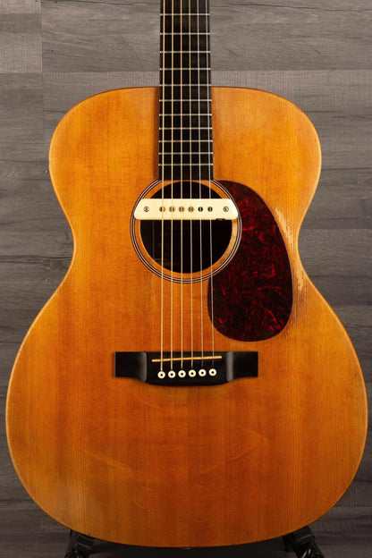 USED - Martin 000X1 inc LR Baggs M1 &  hard case