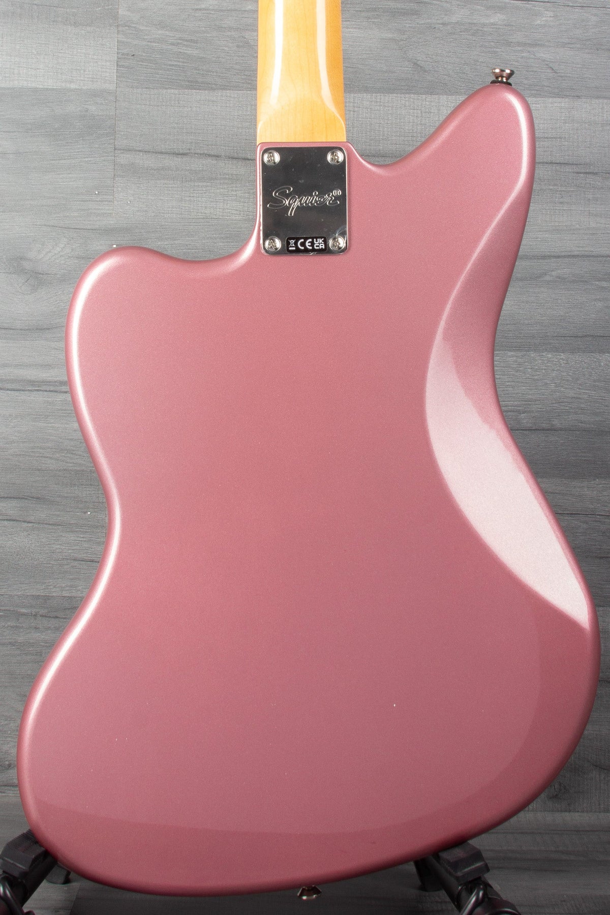 Squier FSR Classic Vibe™ 60s Jazzmaster®, Laurel Fingerboard, Tortoishell Pickguard, Matching Headstock, Burgundy Mist