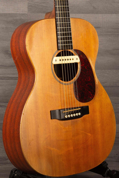 USED - Martin 000X1 inc LR Baggs M1 &  hard case